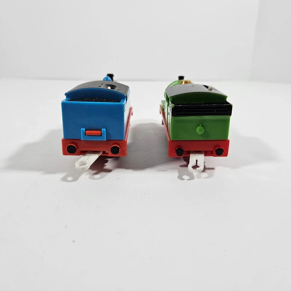 Thomas & Friends TrackMaster Thomas & Percy Motorized Train Engines 2009 Mattel